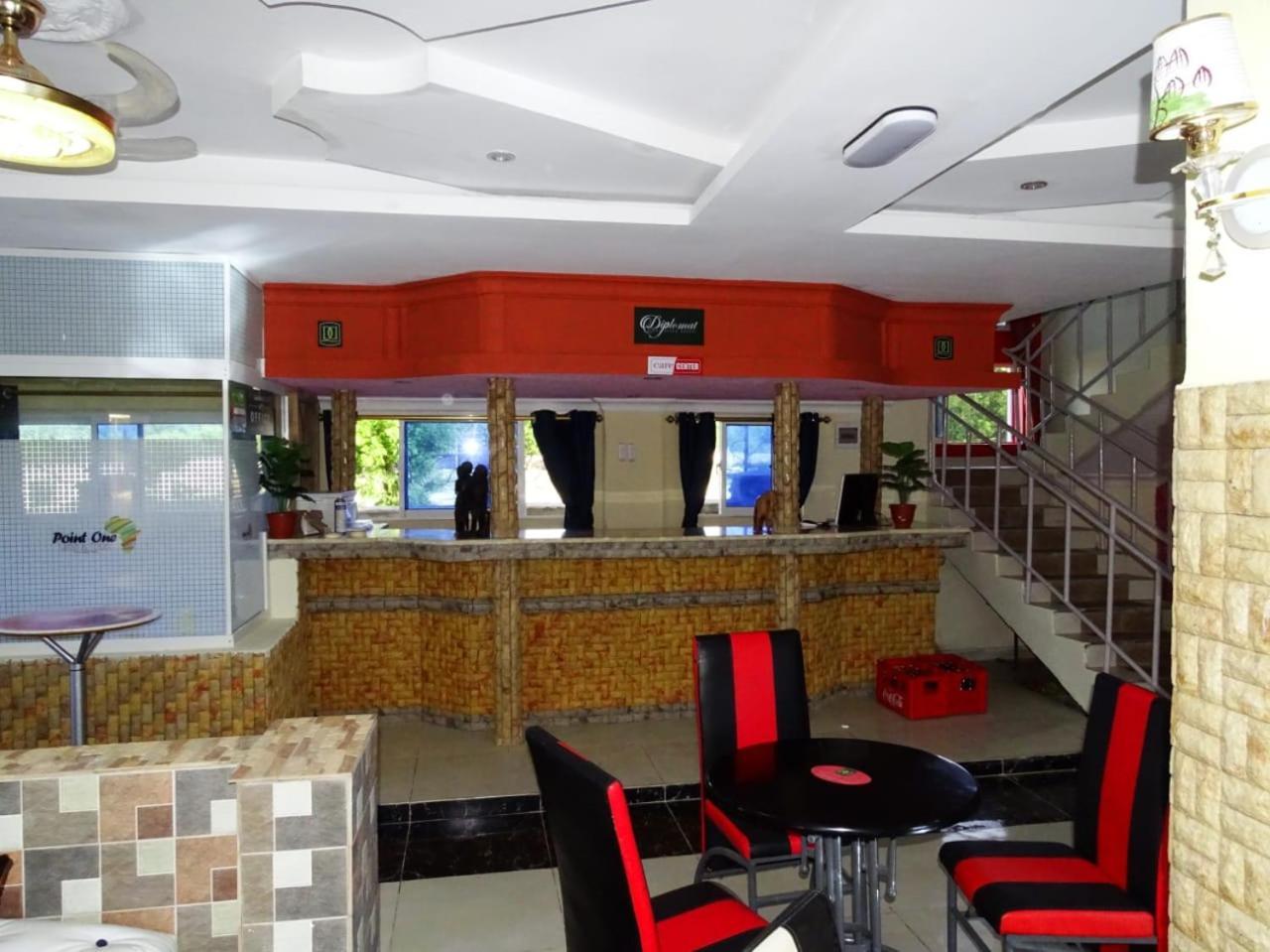Diplomat Diani Beach Resort Buitenkant foto